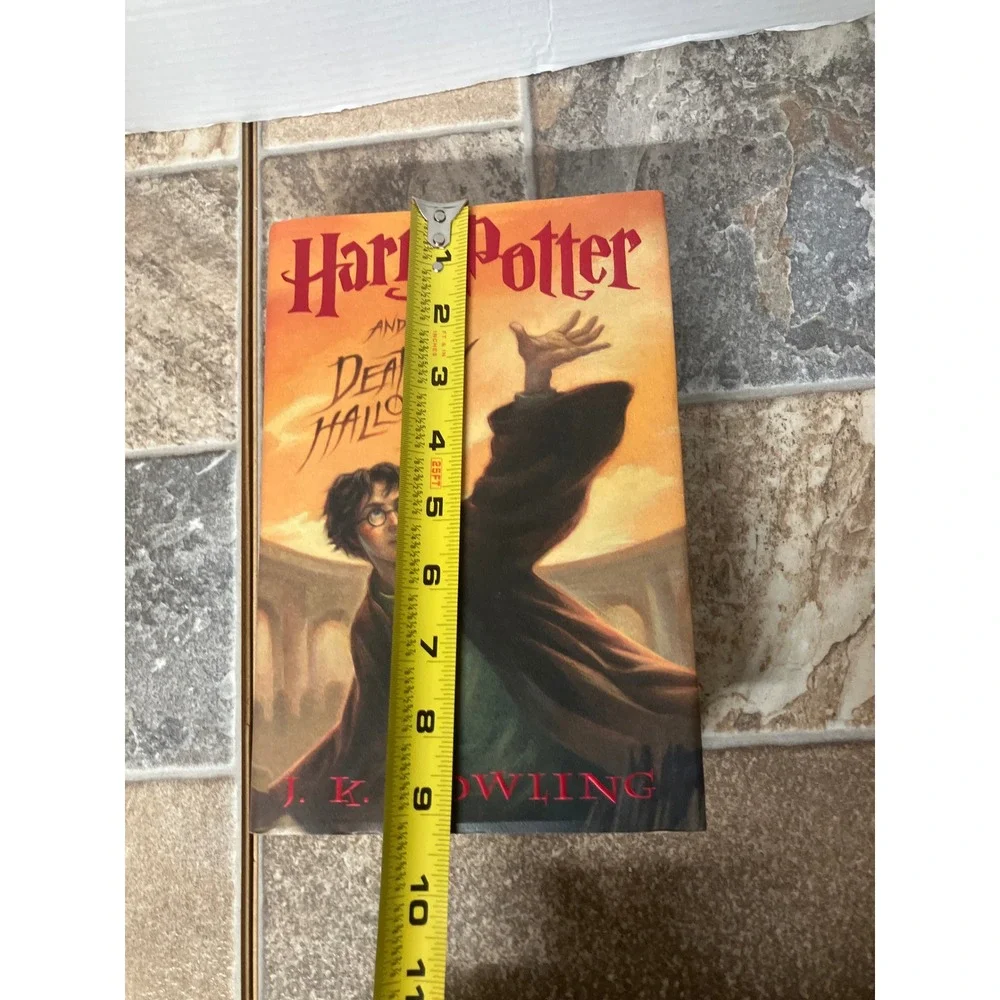 Harry‎ Potter and the Deathly Hallows Book J.K. Rowling Hardcover